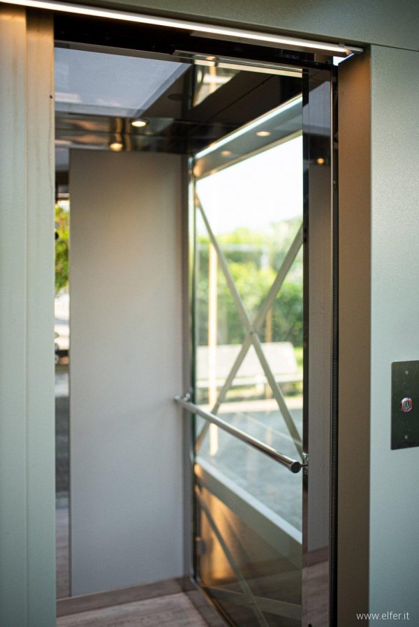 cabina ascensore panoramica